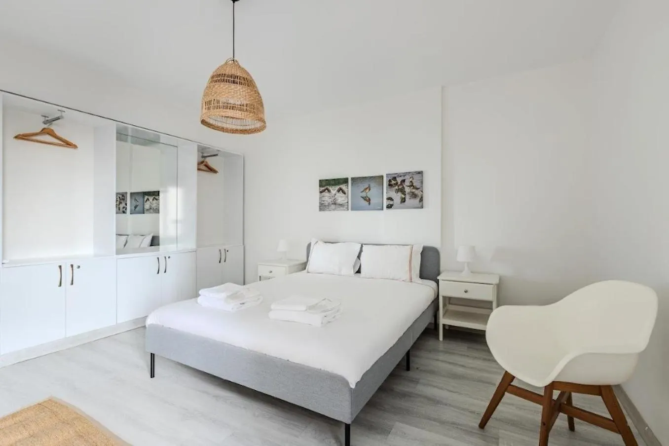 Bright Spacious New Central 4Bd2Bath Home! #331 Istanbul Apartment