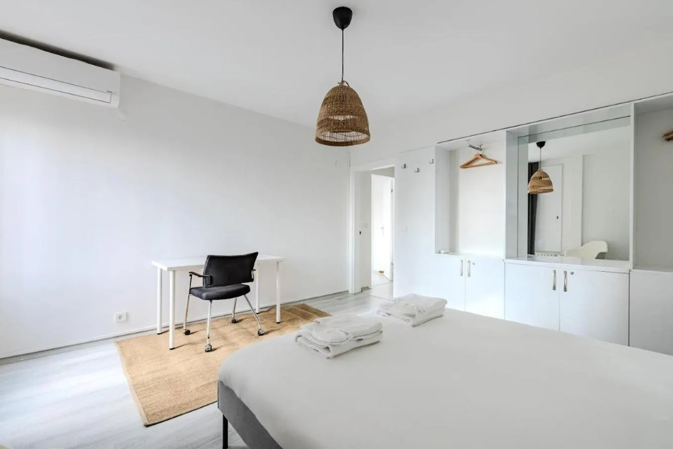 Apartamento Bright Spacious New Central 4Bd2Bath Home! #331 Estambul